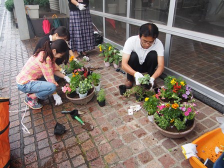 たまプラーザ Flower Project 花で子どもを見守ろう 美しが丘東小学校地域連携グループ みど リンク アクション 東急株式会社